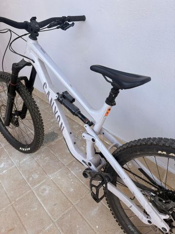 Gebrauchtes Canyon Torque Park AL 6 2024 2024 Mountainbike, Weiß, 27.5 — Bild 3 von 3