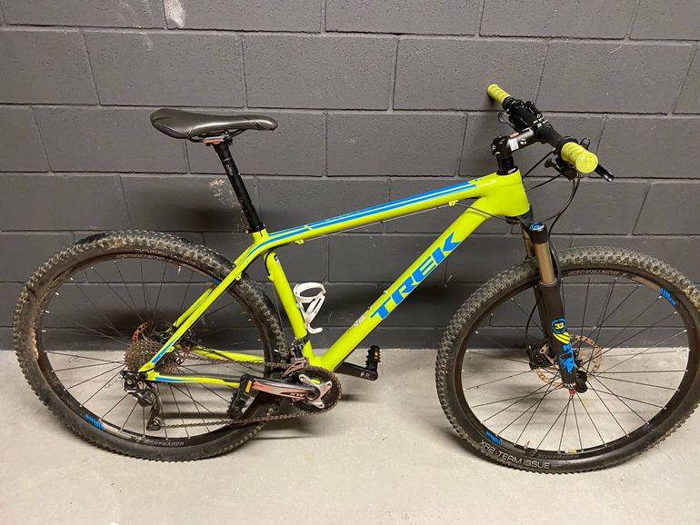 Trek Superfly 9.7 2015 — Price & Specs | 2BX