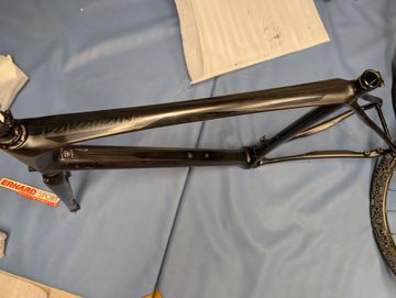 Used Focus PARALANE 8.9 2022 Frameset 2022 Road & Gravel, Black — image 8 of 8