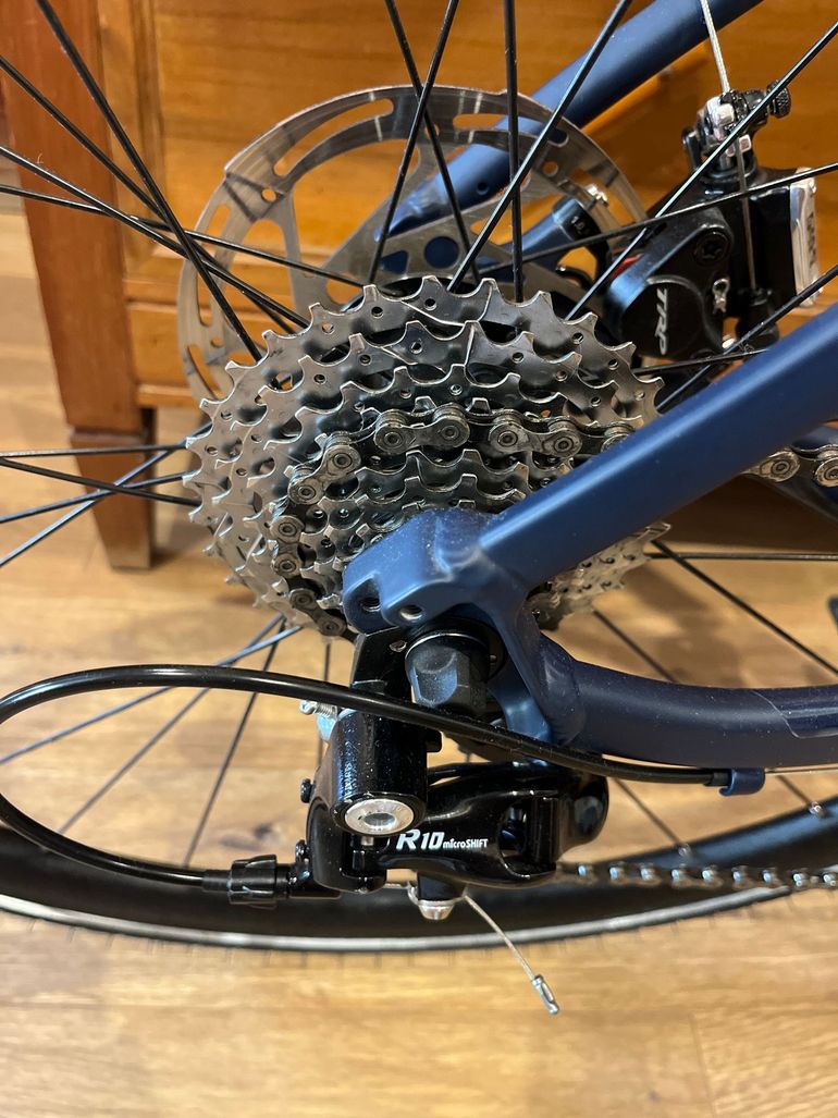 Used TRIBAN Triban RC 520 Microshift 10V Disc 2025 2025 Road & Gravel, Blau — image 7 of 9