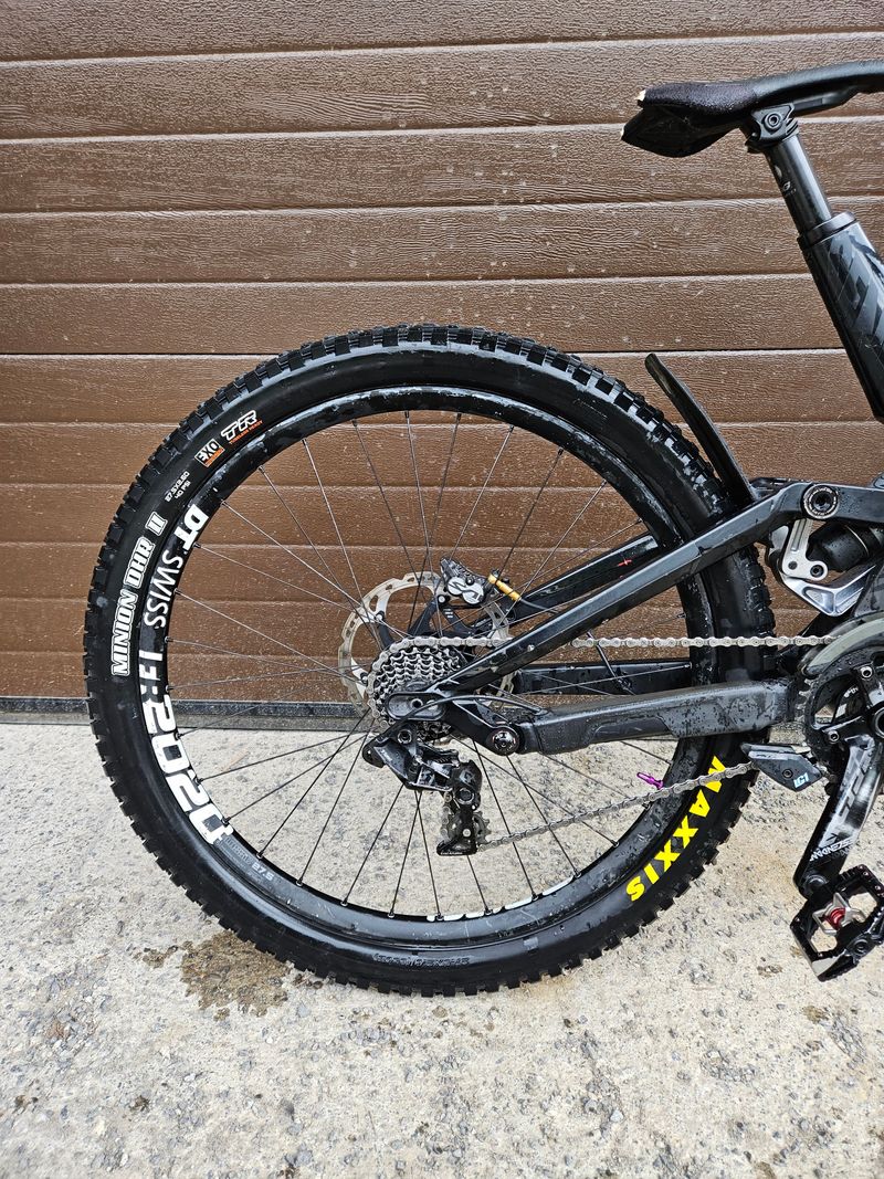 Gebrauchtes Canyon Sender CF 9.0 2020 2020 Mountainbike, Schwarz, 27.5 — Bild 6 von 8