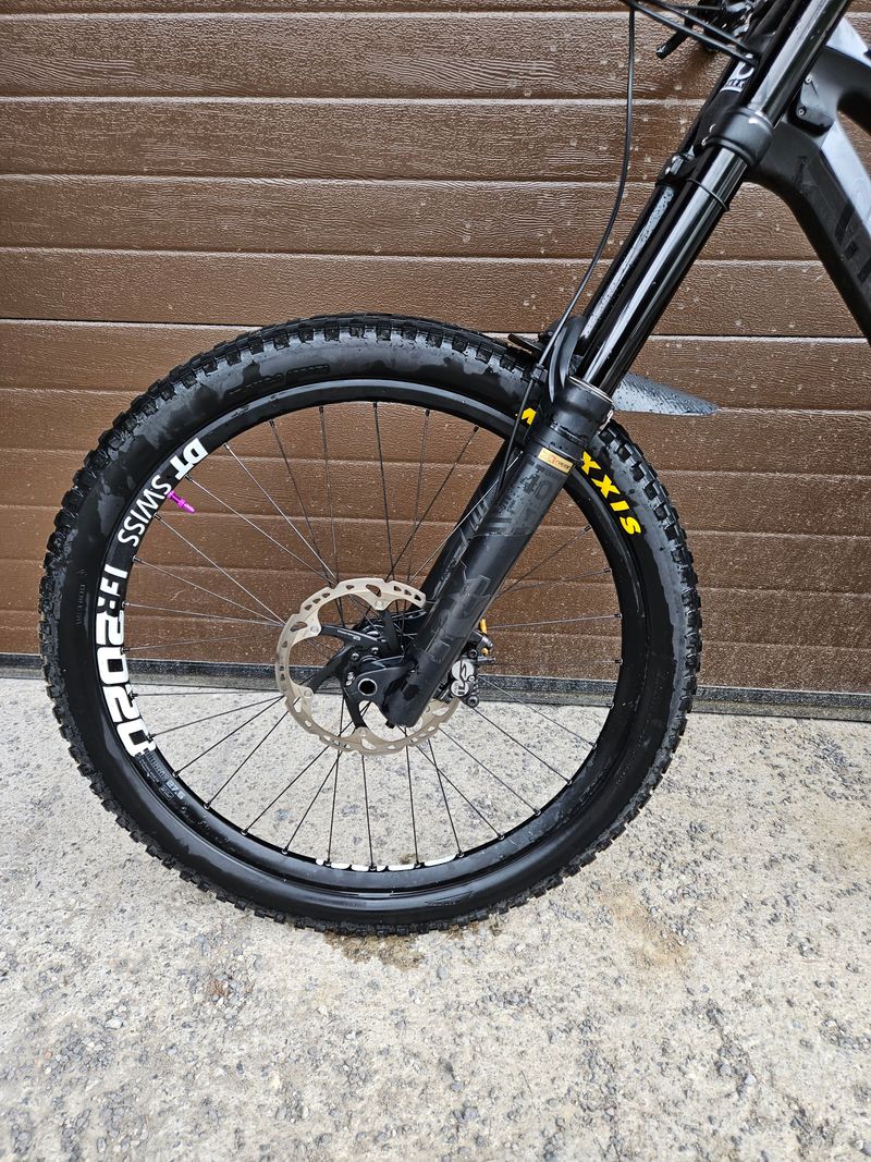 Gebrauchtes Canyon Sender CF 9.0 2020 2020 Mountainbike, Schwarz, 27.5 — Bild 4 von 8