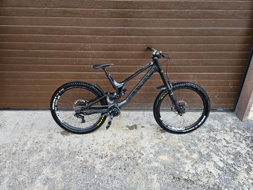 Gebrauchtes Canyon Sender CF 9.0 2020 2020 Mountainbike, Schwarz, 27.5 — Bild 5 von 8