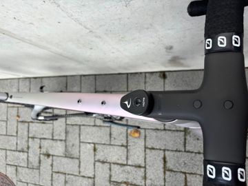 Gebrauchtes Pinarello Dogma GR 2026 Road & Gravel, Hellgrau — Bild 7 von 10