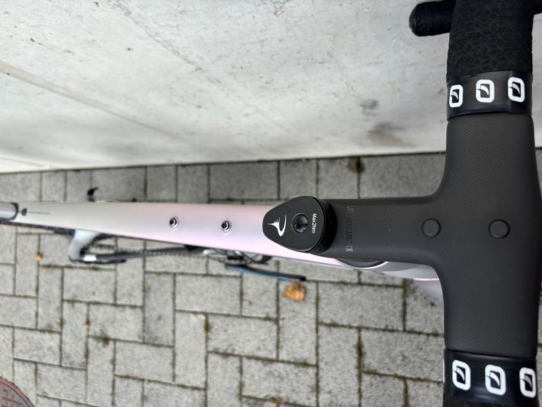 Pinarello Dogma GR 2026 Road & Gravel usato, Grigio chiaro — immagine 7 di 10