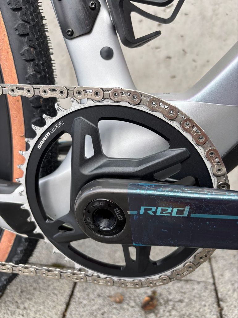Pinarello Dogma GR 2026 Road & Gravel usato, Grigio chiaro — immagine 8 di 10