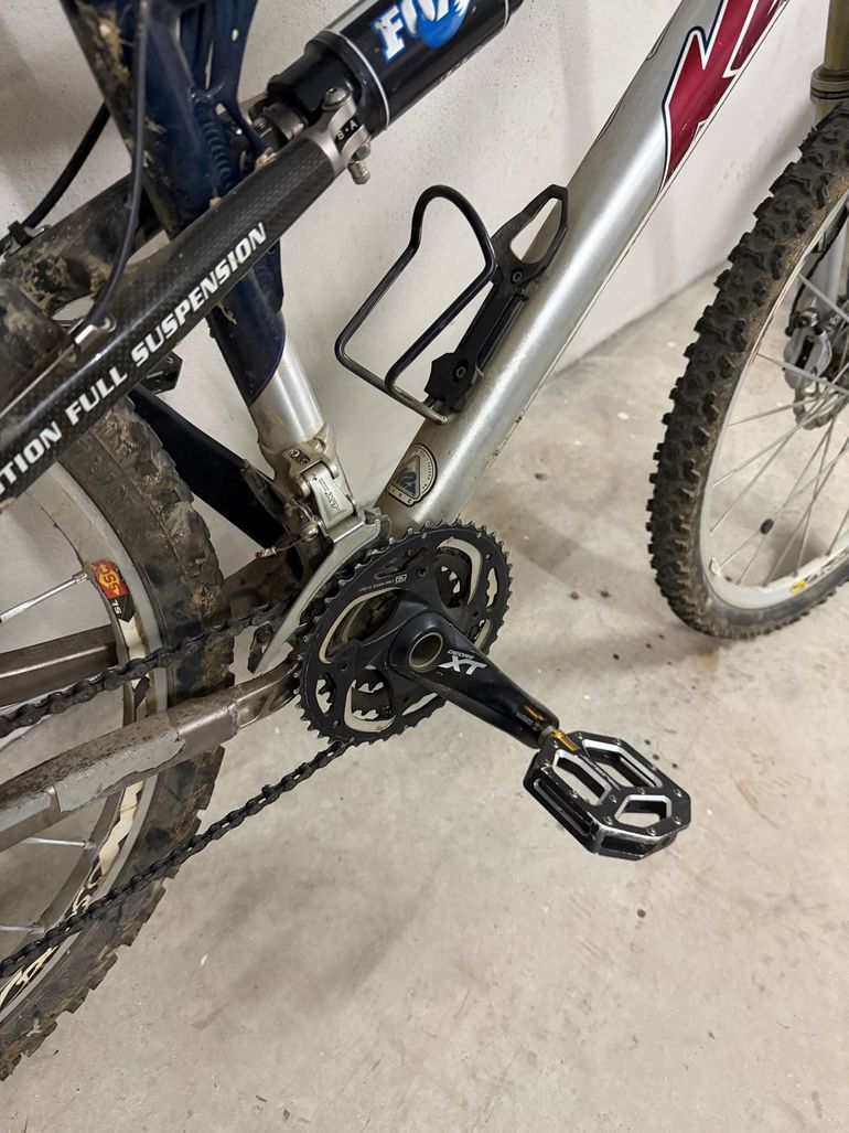 Used K2 K2 Razorback Comp – Full Suspension – Shimano XT 2006 Mountainbike, Light Gray — image 6 of 11