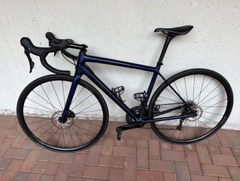 Specialized Aethos Sport - Shimano 105 2024 2024 Road & Gravel d'occasion — image 2 sur 4