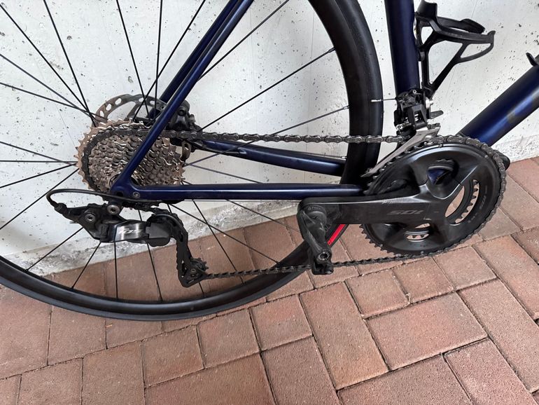 Specialized Aethos Sport - Shimano 105 2024 2024 Road & Gravel d'occasion — image 3 sur 4