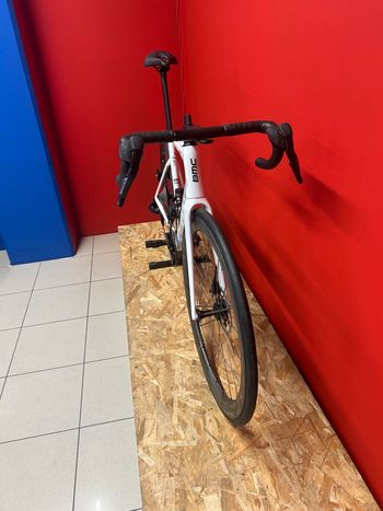 Used BMC Teammachine SLR01 Three 2026 2026 Road & Gravel, Blanco — image 8 of 10