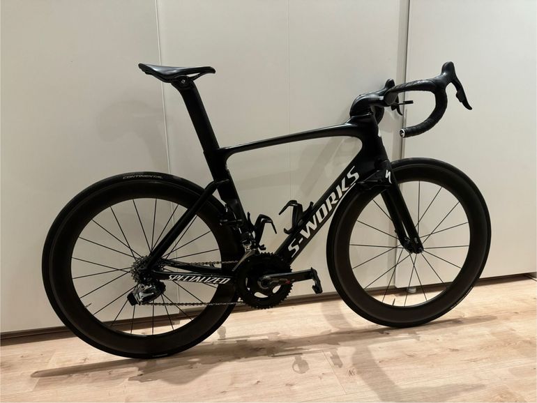 スペシャライズドS-WORKS Venge ViAS Disc SRAM RED Exclusive First Look: Specialized Venge ViAS Disc | road.cc