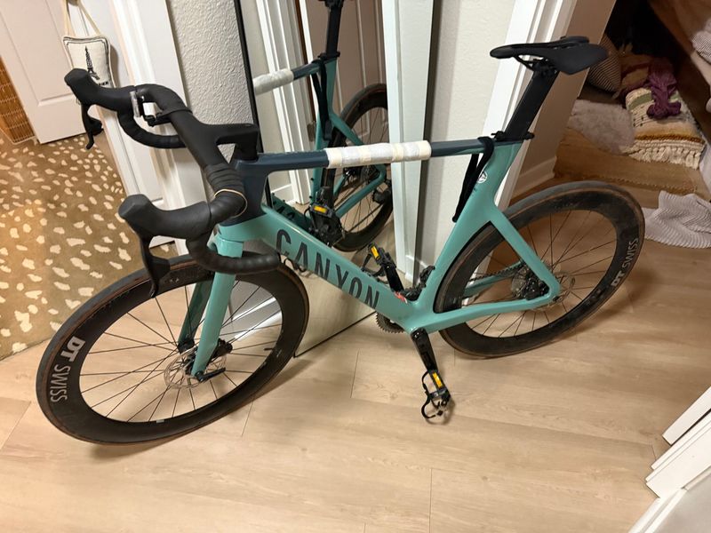 Used Canyon Aeroad CF SLX 7 Disc eTap 2023 2023 Road & Gravel