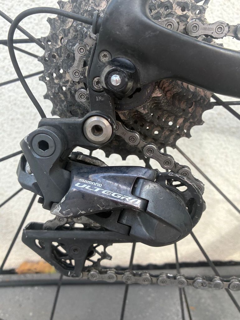 Tweedehands Canyon Ultimate CF SL 8.0 Di2 2019 2019 Road & Gravel — afbeelding 10 van 10