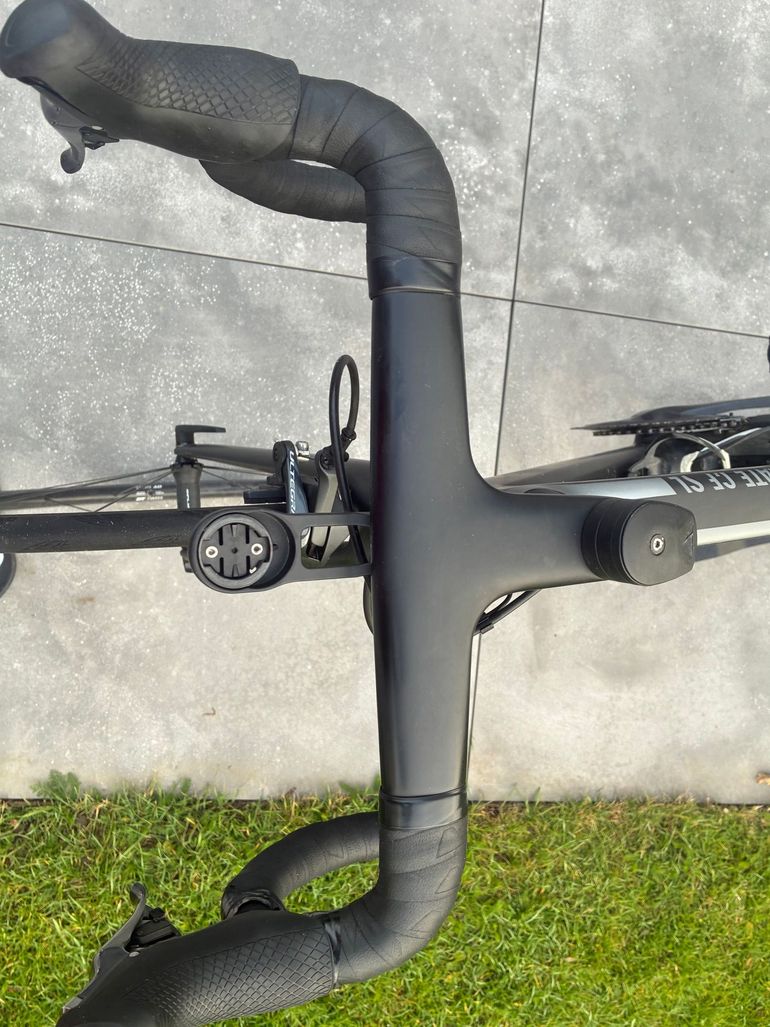 Tweedehands Canyon Ultimate CF SL 8.0 Di2 2019 2019 Road & Gravel — afbeelding 7 van 10