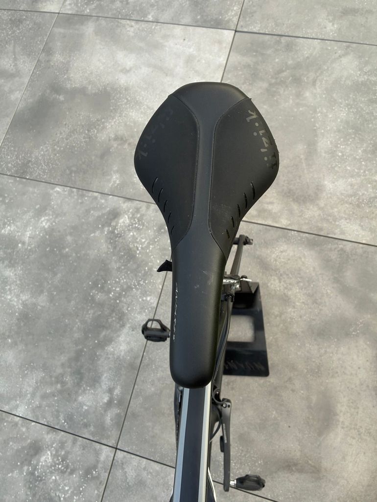 Tweedehands Canyon Ultimate CF SL 8.0 Di2 2019 2019 Road & Gravel — afbeelding 9 van 10