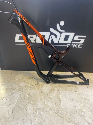 Used KTM SCARP EXONIC 2023 Mountainbike, Orange — image 2 of 4