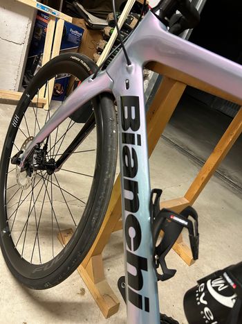 Used Bianchi Aria - Ultegra Di2 2022 2022 Road & Gravel, Light Gray — image 6 of 11