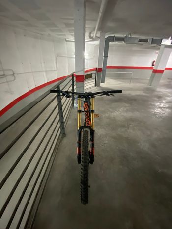Used Scott Gambler 710 2017 2017 Mountainbike, Black, 27.5 — image 3 of 10