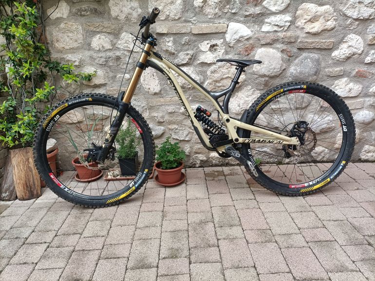 Used Commencal Supreme 2020 Mountainbike, White — image 4 of 4