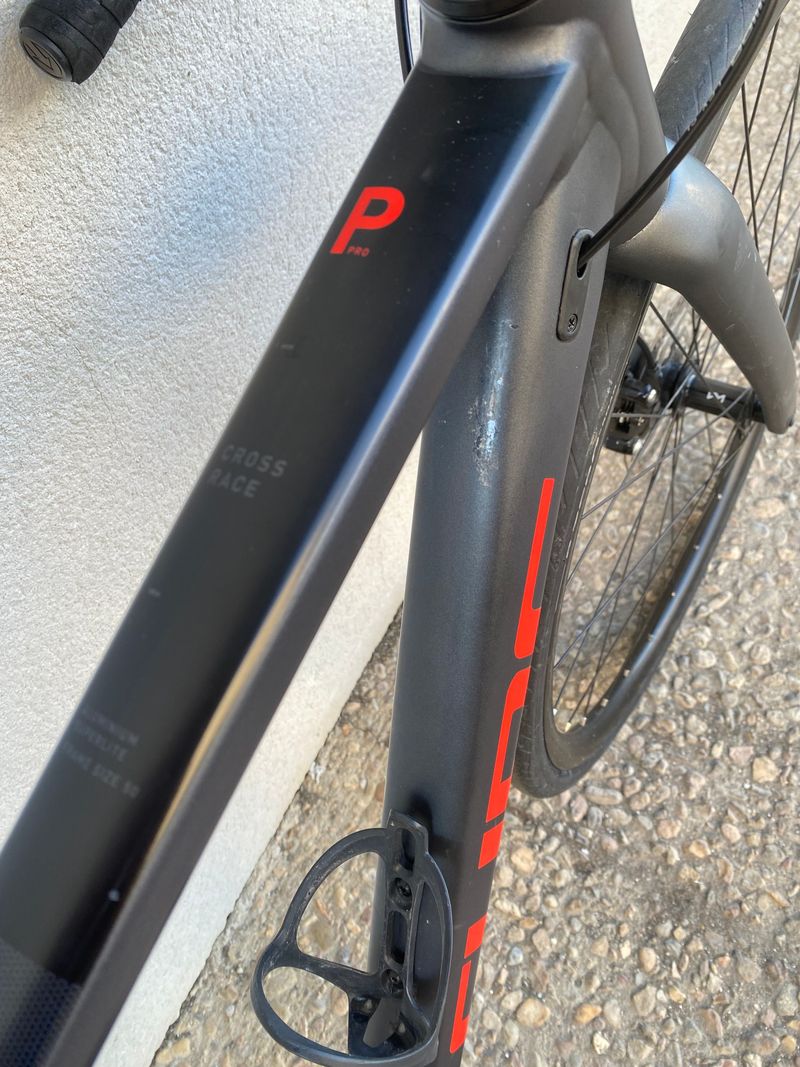 Używany CUBE CROSS RACE PRO 2024 2024 Road & Gravel — zdjęcie 5 z 5