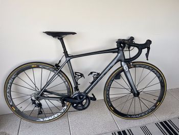 Used Scott Addict 10 2020 2020 Road & Gravel, Light Gray — image 1 of 6