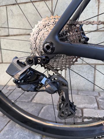 Used Colnago V5rs 2026 Road & Gravel, Black — image 3 of 11
