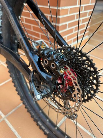 Trek Remedy SRAM GX DH 2019 Mountainbike usato, Rosso — immagine 7 di 8
