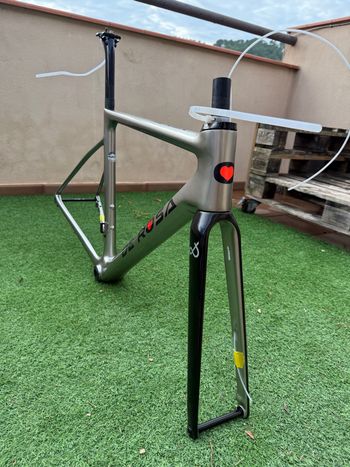 Used De Rosa Merak Ultegra Di2 Carbon 2021 Frameset 2021 Road & Gravel, Light Gray — image 2 of 7