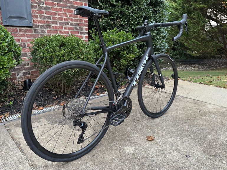 【美品】TREK Domane AL 5 Gen 4 DISC 2025 2025 Trek Domane AL 5 Gen 4 Road Bike