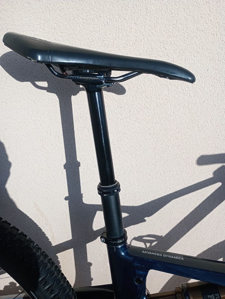 Used Orbea Oiz SRAM X0 Eagle AXS (T-Type) 2024 Mountainbike, Blue, 29 — image 3 of 11