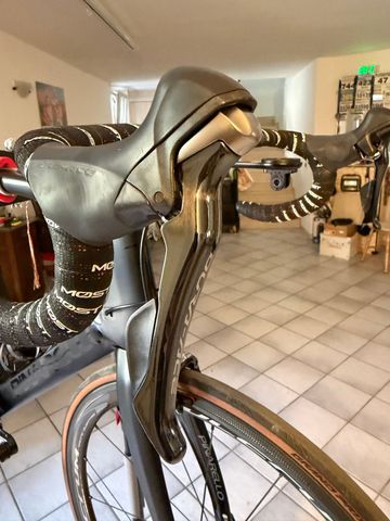 Pinarello DOGMA F10 2020 Road & Gravel usato, Nero — immagine 9 di 10