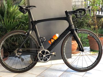 Pinarello DOGMA F10 2020 Road & Gravel usato, Nero — immagine 1 di 10