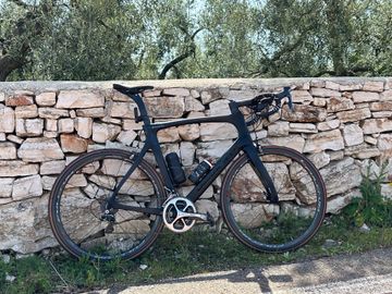 Pinarello DOGMA F10 2020 Road & Gravel usato, Nero — immagine 2 di 10