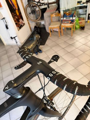 Used Pinarello DOGMA F10 2020 Road & Gravel, Black — image 8 of 10