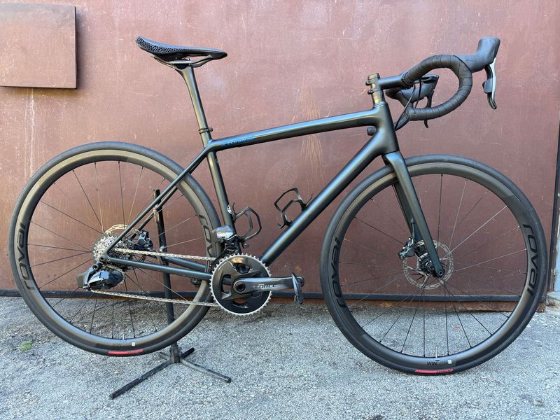 Specialized Aethos Pro - Force eTap AXS 2025 2025 Road & Gravel d'occasion