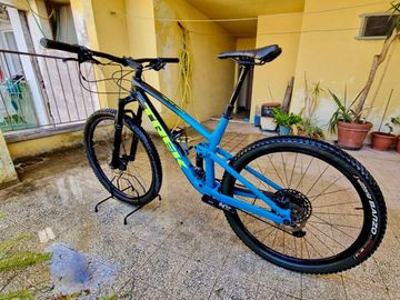 Brugt Trek Top Fuel 9.7 2020 2020 Mountainbike — billede 2 af 5