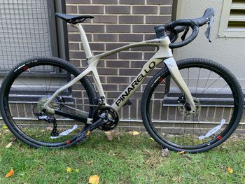Pinarello, GREVIL F5 - SHIMANO GRX 610 2024