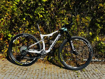 Used Orbea Oiz Shimano XTR Di2 2022 Mountainbike, White, 29 — image 7 of 11