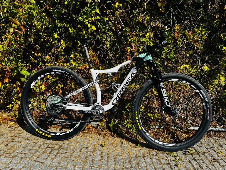 Used Orbea Oiz Shimano XTR Di2 2022 Mountainbike, White, 29 — image 6 of 11