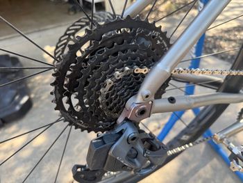 Used Moots Routt RSL SRAM FORCE XPLR AXS 1X WIDE 2022 2022 Road & Gravel, Light Gray — image 4 of 7
