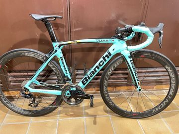 Used Bianchi Oltre Shimano Dura Ace Di2 2018 Road & Gravel