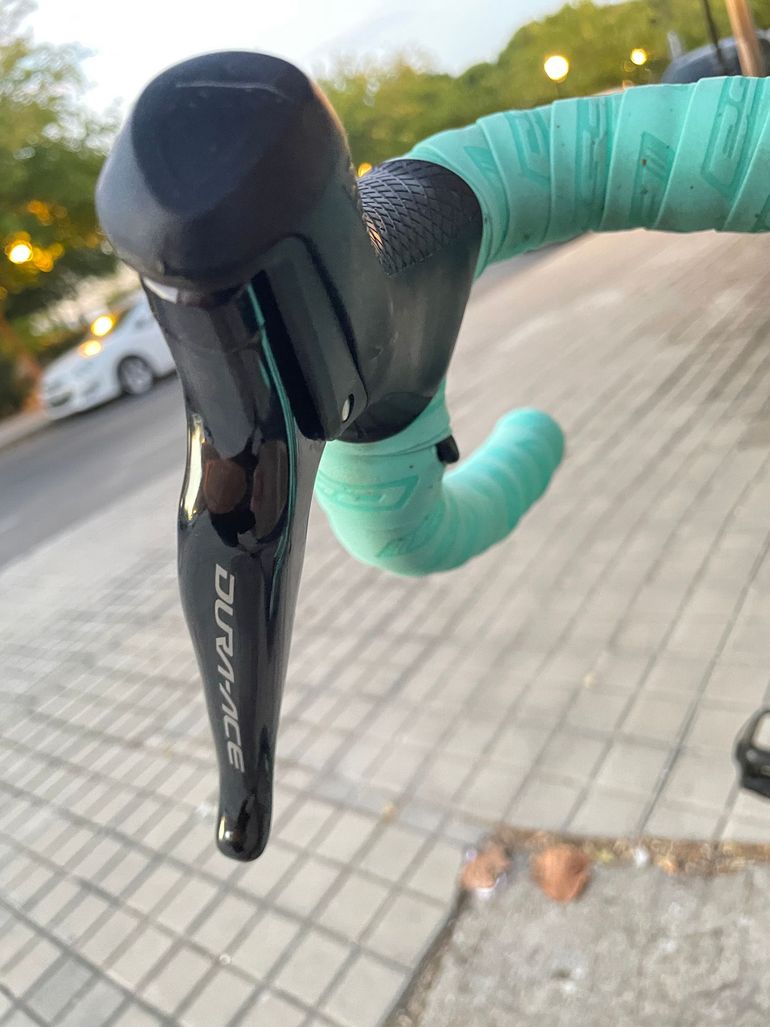 Used Bianchi Oltre Shimano Dura Ace Di2 2018 Road & Gravel, Green — image 6 of 10
