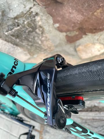 Bianchi Oltre Shimano Dura Ace Di2 2018 Road & Gravel usato, Verde — immagine 9 di 10
