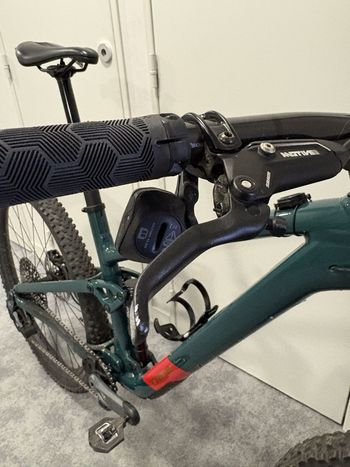 Used Trek Top Fuel 9 Gen 4 2025 2025 Mountainbike, Green, 27.5, 29 — image 6 of 10
