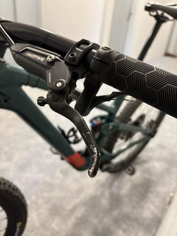 Used Trek Top Fuel 9 Gen 4 2025 2025 Mountainbike, Green, 27.5, 29 — image 7 of 10