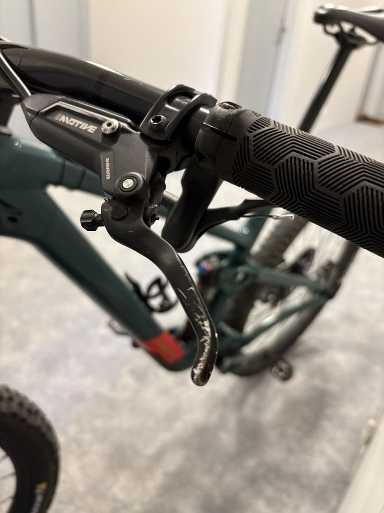 Used Trek Top Fuel 9 Gen 4 2025 2025 Mountainbike, Green, 27.5, 29 — image 7 of 10