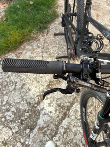 Tweedehands Scott Spark RC Team 2022 2022 Mountainbike — afbeelding 7 van 9