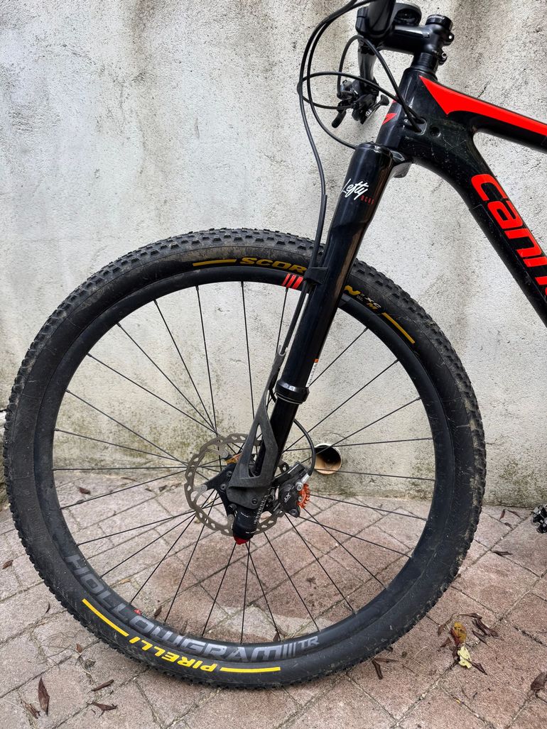 Used Cannondale F Si Carbon 2 2019 2019 Mountainbike — image 2 of 3