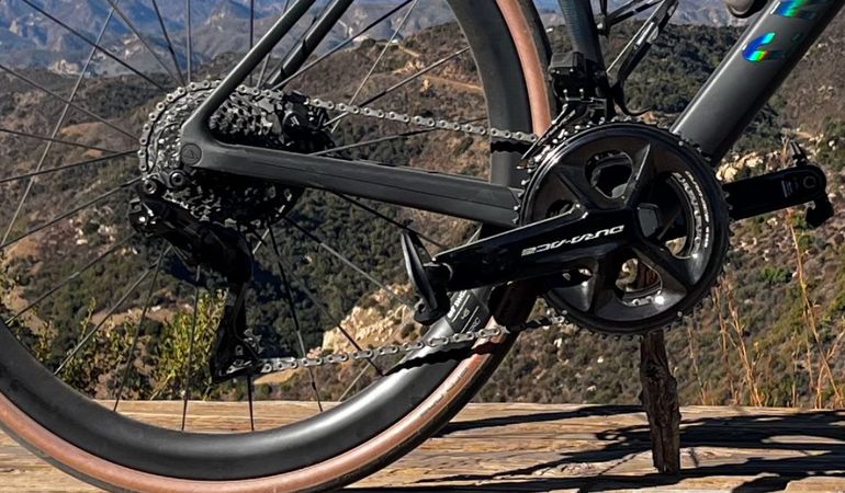 Used Canyon Endurace CFR Di2 2024 2024 Road & Gravel, Black — image 3 of 3