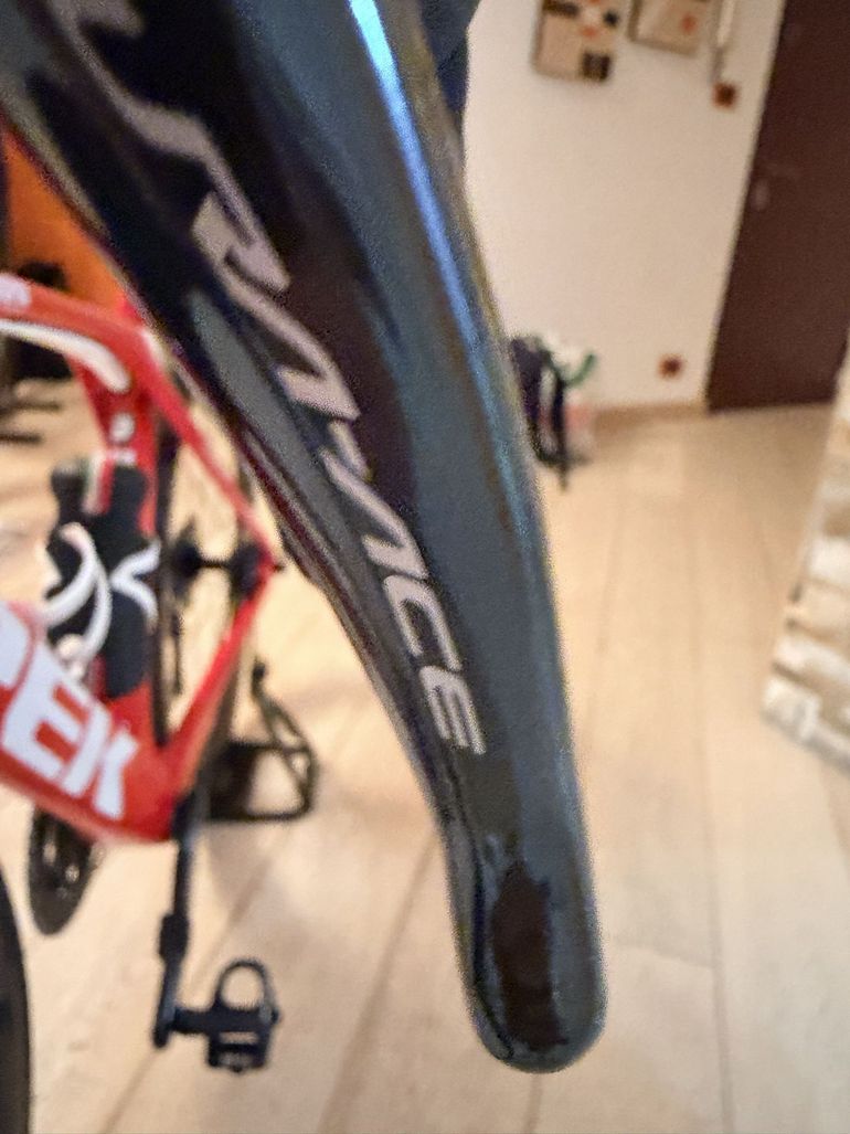 Used Trek Madone Shimano Dura Ace 2020 Road & Gravel, Red — image 13 of 16